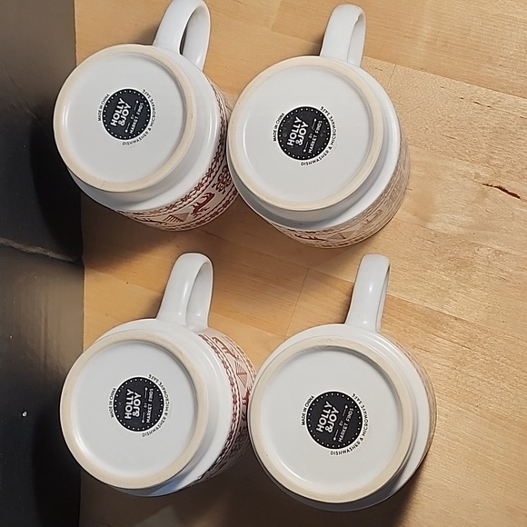 HOLLY & JOY Reindeer Sweater-Design Stacking White& Red Mugs +Black Metal Stand - Picture 5 of 9